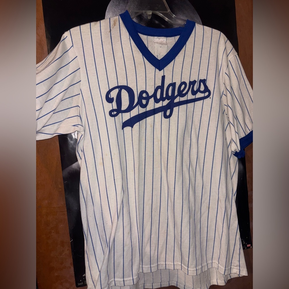Women’s Dodgers shirt / Jersey